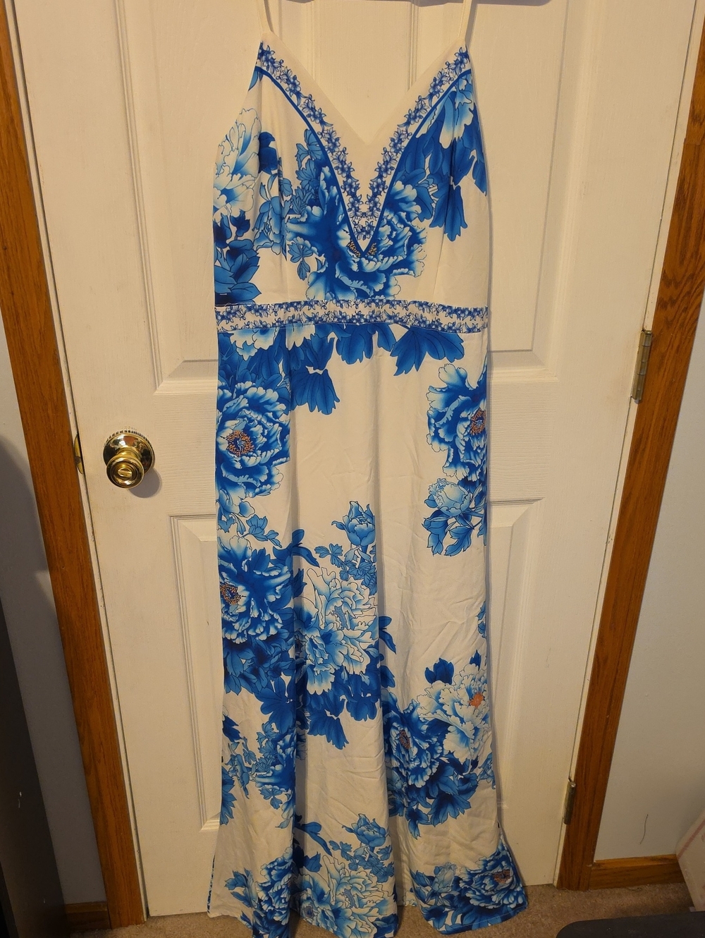 White Maxi Dress with Blue Floral Print L NWT